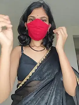 Shivani2002 online show from 07/10/26, 03:44