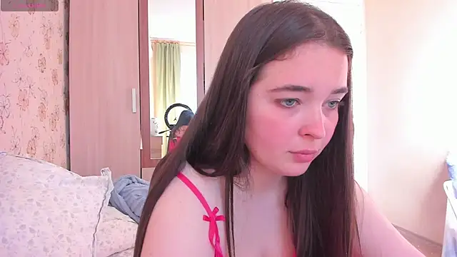 Snapshot of Alice_next_door chatting on 05/29/26, 10:35 Alice next door online show from 05/29/26, 10:35