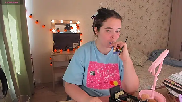 Alice next door online show from 07/07/26, 10:41