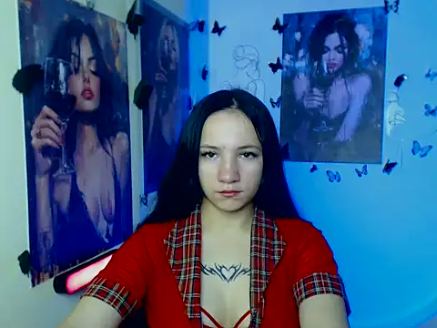 Em7MaA online show from 10/31/25, 08:21