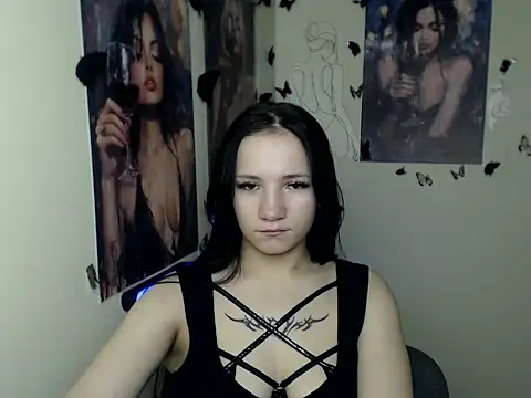 Em7MaA online show from 12/19/25, 07:43