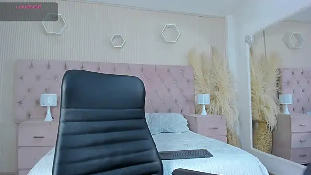 MadisonSky  online show from 12/22/25, 12:57