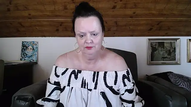 TiffanyMature online show from 07/09/26, 02:10