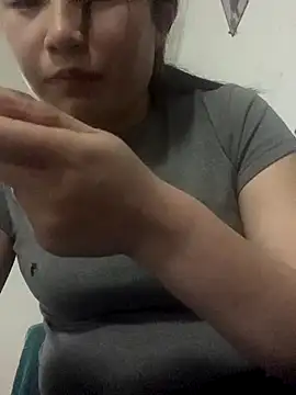 Snapshot of SSlady521 chatting on 10/01/25, 02:23 SSlady521 online show from 10/01/25, 02:23