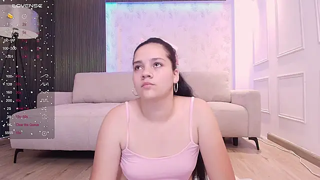 karlie small online show from 10/02/25, 07:54