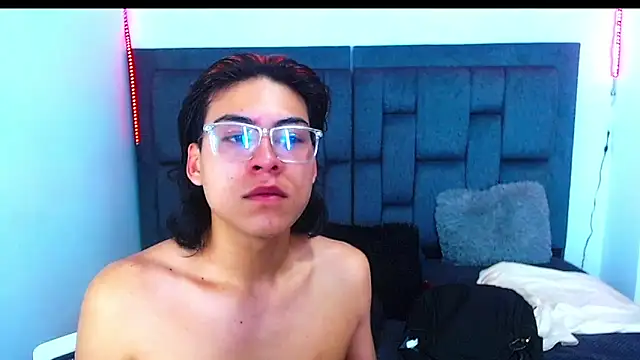 Snapshot of dirty_model chatting on 09/26/25, 07:34 dirty model online show from 09/26/25, 07:34