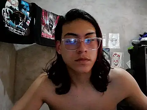 dirty model online show from 05/17/26, 07:21