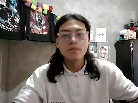 dirty model online show from 06/12/26, 08:52