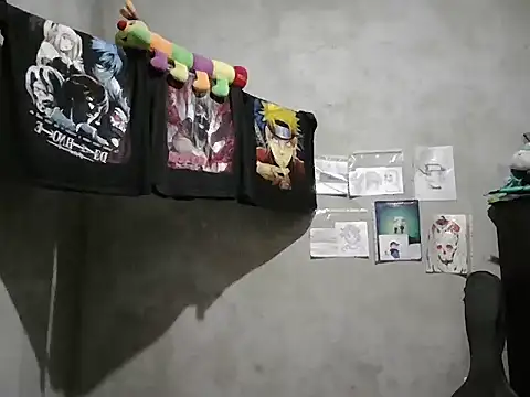dirty model online show from 06/18/26, 08:47