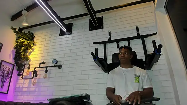 ItaloMoore online show from 03/12/26, 11:16