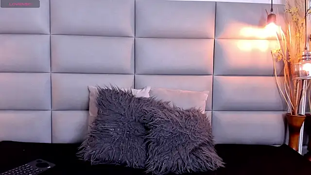 alexafisher online show from 10/15/25, 08:42