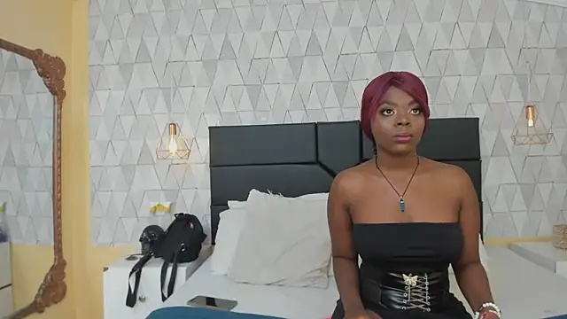 OliviaGarciaa online show from 12/02/25, 09:43