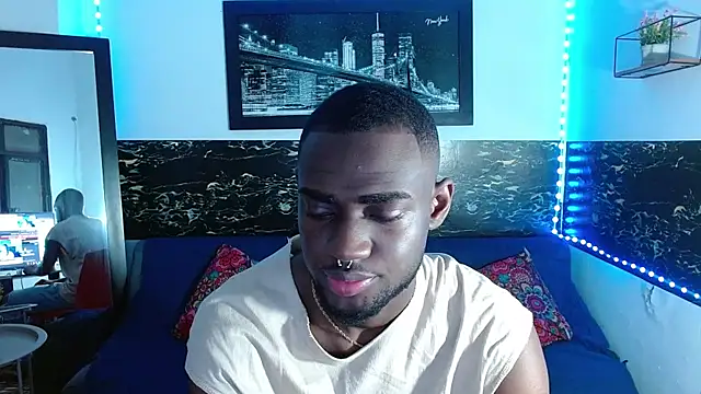 eebony stallion online show from 10/09/25, 03:15