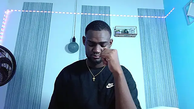 eebony stallion online show from 10/29/25, 03:20