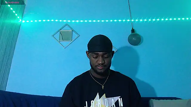 eebony stallion online show from 04/18/26, 03:21