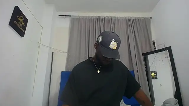 Snapshot of eebony_stallion chatting on 05/08/26, 11:37 eebony stallion online show from 05/08/26, 11:37