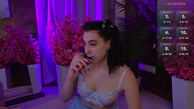 arcane doll online show from 10/05/25, 05:06