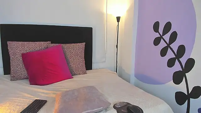 LunaVelvet777 online show from 01/16/26, 04:44