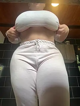 kattaleya14 online show from 03/31/26, 03:34