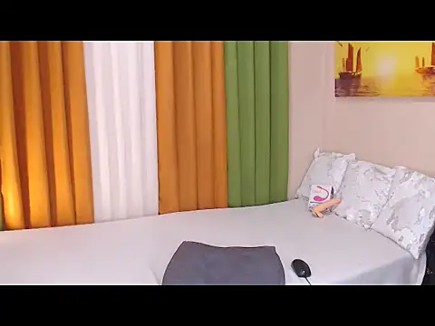 Snapshot of MelissaHardSexTS chatting on 02/17/26, 02:46 MelissaHardSexTS online show from 02/17/26, 02:46