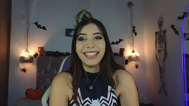 lila min online show from 10/11/25, 01:53