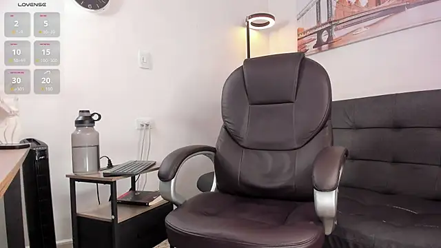 Dash Bukoski online show from 11/15/25, 12:02