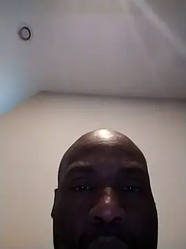 Snapshot of shauncamp@xh chatting on 11/09/25, 05:11 shauncampxh online show from 11/09/25, 05:11