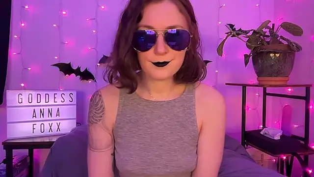 mistressannafoxx online show from 11/25/25, 11:05