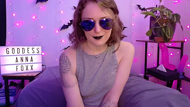 mistressannafoxx online show from 02/03/26, 10:15