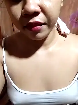 hotmomma8 online show from 05/12/26, 03:36