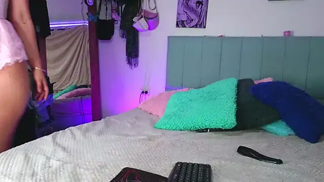 penelopestar 2 online show from 06/17/26, 02:47