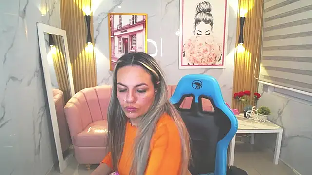 Jade Jones a online show from 09/19/25, 03:41