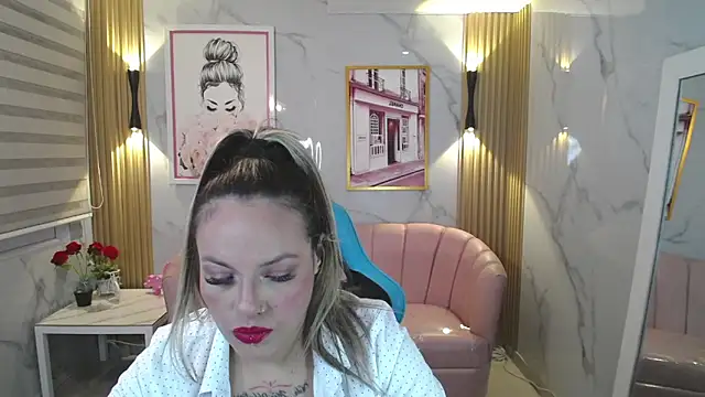 Jade Jones a online show from 10/02/25, 03:57