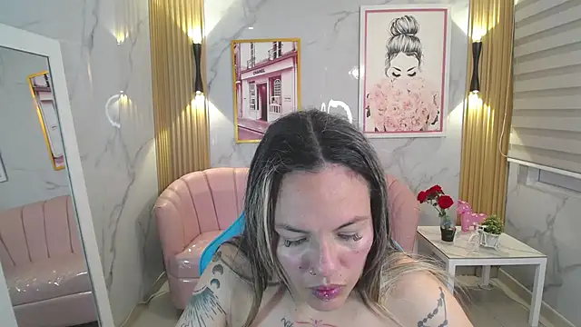 Jade Jones a online show from 11/11/25, 03:28