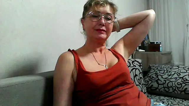 IrynaMolbertx online show from 10/10/25, 04:50