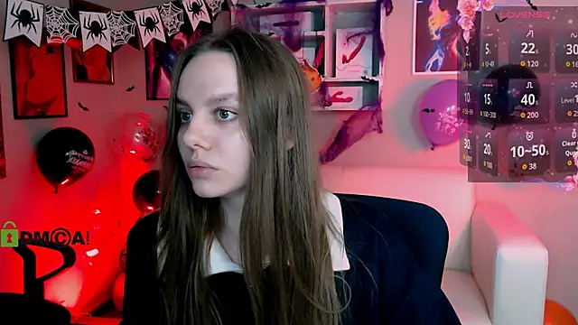 tessa hit online show from 10/25/25, 10:12