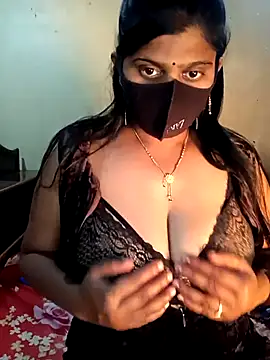 reena502 online show from 01/13/26, 06:46