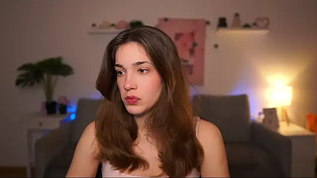 kissie cat online show from 04/08/26, 01:22