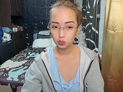 Soft Angel8 online show from 12/21/25, 03:41