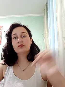 Snapshot of Amandda_ chatting on 06/10/26, 04:28 Amandda online show from 06/10/26, 04:28