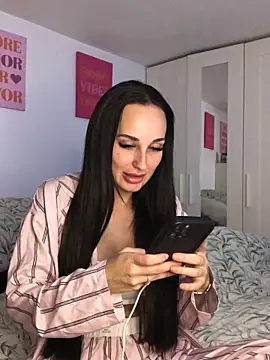 Rosieredxox online show from 02/07/26, 10:24