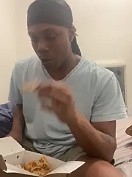 labishyoung25 online show from 03/10/26, 04:06