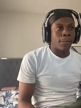 labishyoung25 online show from 03/12/26, 08:15