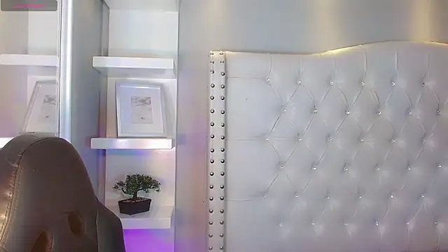 Snapshot of DarliingSweet chatting on 09/10/25, 10:59 DarliingSweet online show from 09/10/25, 10:59