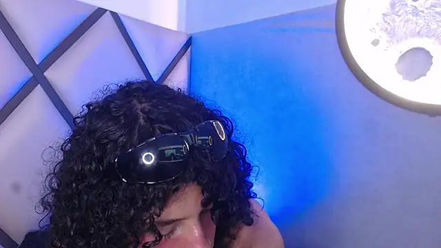 venus-03 online show from 02/17/26, 03:58