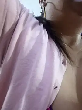 Mia-Glow online show from 11/23/25, 12:38