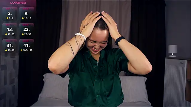 KayleenCurtis online show from 10/10/25, 05:06