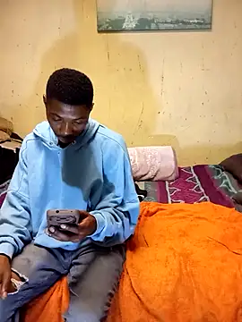 KruellaR1de3 online show from 02/18/26, 09:22