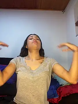 Snapshot of hotwife26 chatting on 09/26/25, 10:36 hotwife26 online show from 09/26/25, 10:36