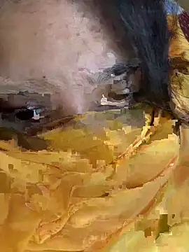 Snapshot of crazy111girl chatting on 10/24/25, 07:32 crazy111girl online show from 10/24/25, 07:32